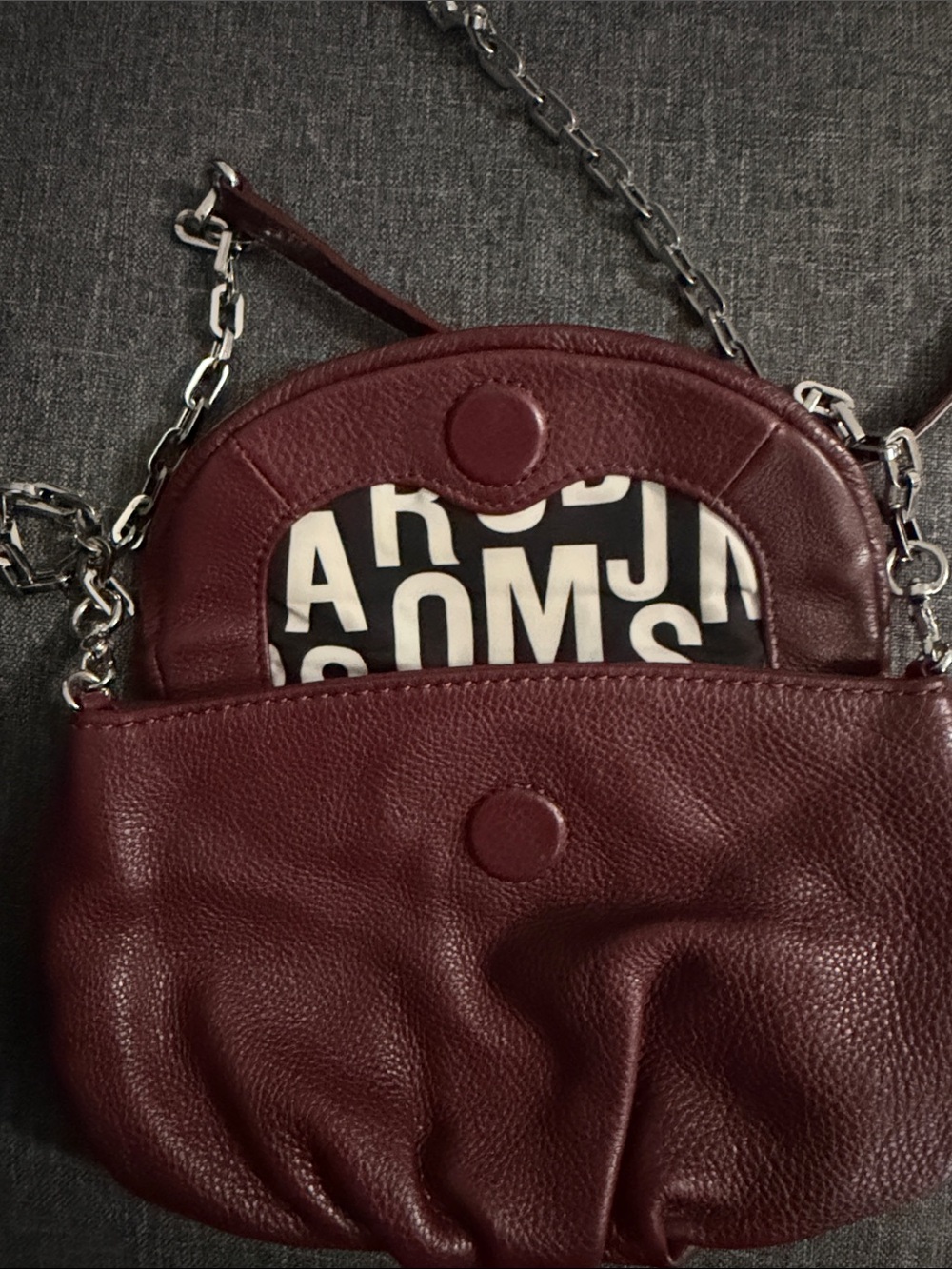 Marc by Marc Jacobs Wine Burgundy Pebbled Leather Chain Crossbody - Picture 4 of 5